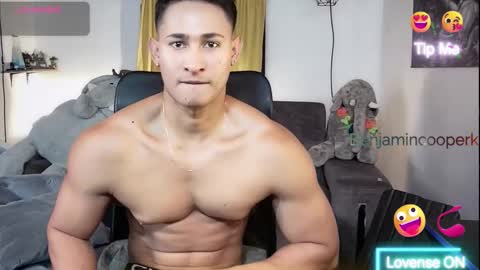 Snapshot of benjamincooperk1 chatting on 02.28.26 benjamincooperk online show from 02.28.26