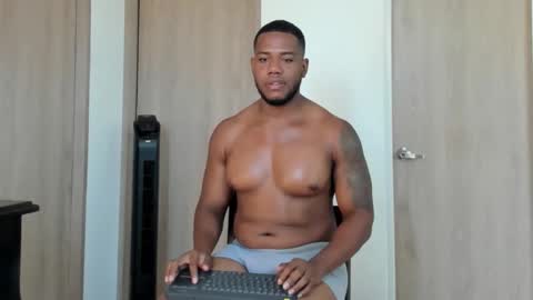 Snapshot of benjaminsr chatting on 05.09.26 BEJAMIN online show from 05.09.26