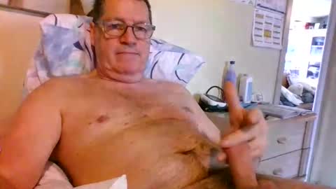 Snapshot of bennybutterfly007 chatting on 03.12.26 bennybutterfly007 online show from 03.12.26