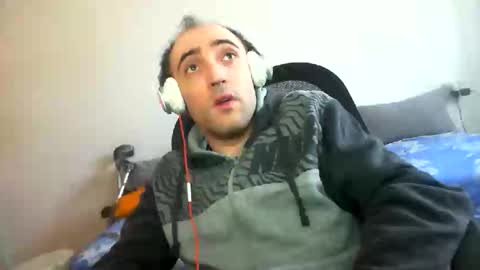 bentish online show from 12.22.25