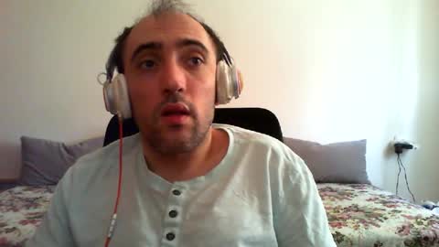 Snapshot of bentish chatting on 07.07.26 bentish online show from 07.07.26