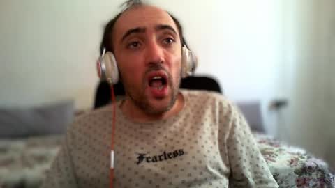 Snapshot of bentish chatting on 07.14.26 bentish online show from 07.14.26