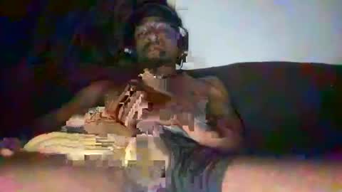 Snapshot of bentley_pov chatting on 04.09.26 bentley_pov online show from 04.09.26