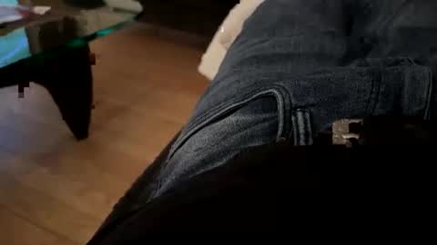 benz10001 online show from 12.23.25