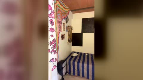 Snapshot of berenice_i chatting on 05.25.26 berenice_i online show from 05.25.26