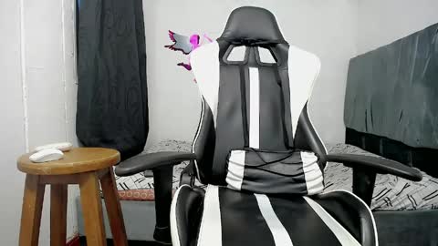 Bergon77 online show from 04.17.26