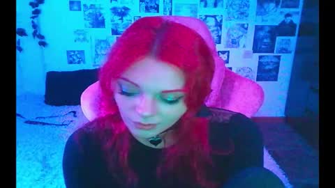 Snapshot of berriekitten chatting on 10.24.25 BerrieKitten online show from 10.24.25