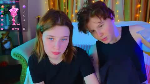 Snapshot of berry_assortment chatting on 12.22.25 Your sweet Tara and Eva online show from 12.22.25