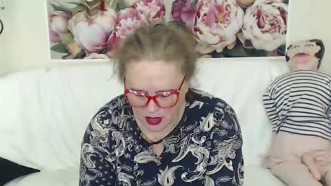 BerryShickX online show from 11.06.25