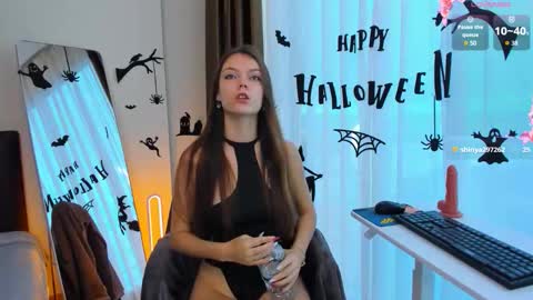 Snapshot of best_alice chatting on 11.01.25 Alice online show from 11.01.25