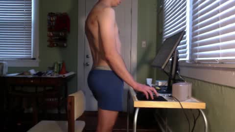 Snapshot of best_triam chatting on 02.09.25 best_triam online show from 02.09.25