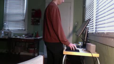 Snapshot of best_triam chatting on 02.23.25 best_triam online show from 02.23.25