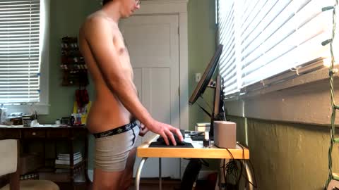 Snapshot of best_triam chatting on 09.15.25 best_triam online show from 09.15.25