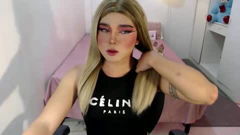 bestgirljulia online show from 09.30.25