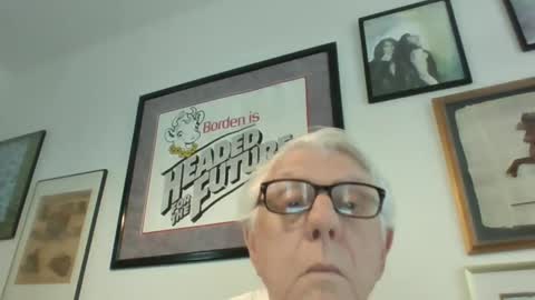 Snapshot of bestshot1951 chatting on 02.06.25 bestshot1951 online show from 02.06.25