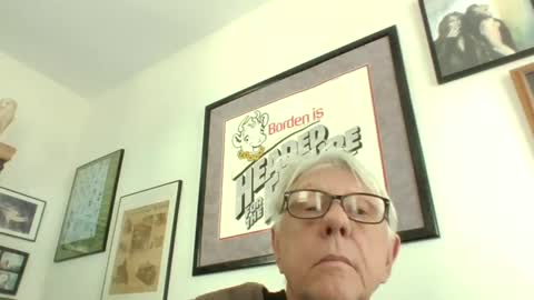 Snapshot of bestshot1951 chatting on 02.18.25 bestshot1951 online show from 02.18.25