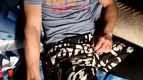 Snapshot of betelik7 chatting on 11.02.25 betelik7 online show from 11.02.25