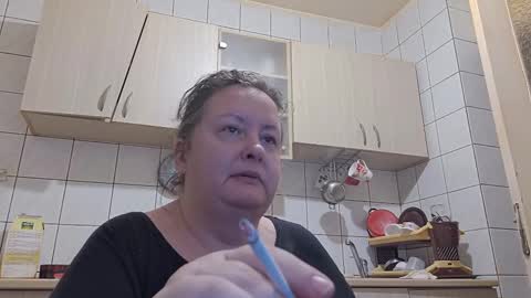 bethnorth online show from 09.30.25