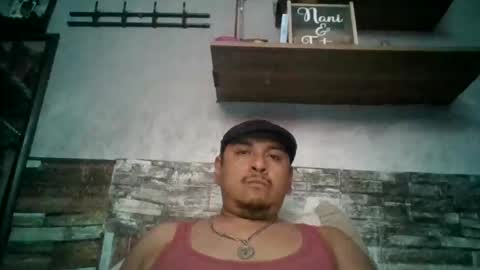 Snapshot of beto471292 chatting on 03.15.26 beto471292 online show from 03.15.26