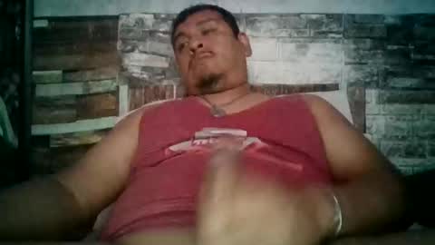 Snapshot of beto471292 chatting on 03.23.26 beto471292 online show from 03.23.26