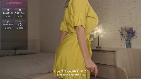 Snapshot of bettispaghetti chatting on 11.18.25 bettispaghetti online show from 11.18.25