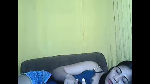 Snapshot of betty_83 chatting on 11.04.25 betty_83 online show from 11.04.25