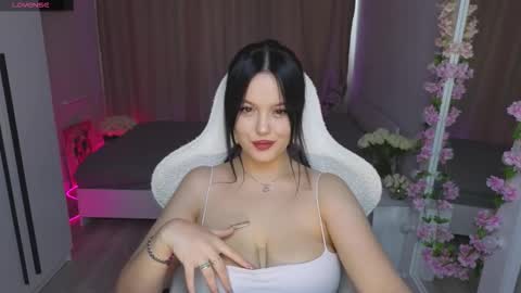 Betty online show from 10.04.25