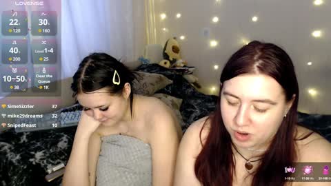 Snapshot of bettyandrich chatting on 01.11.25 Betty and Rich online show from 01.11.25