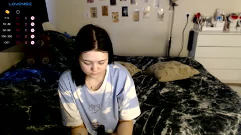 Snapshot of bettyandrich chatting on 10.26.25 Betty and Rich online show from 10.26.25