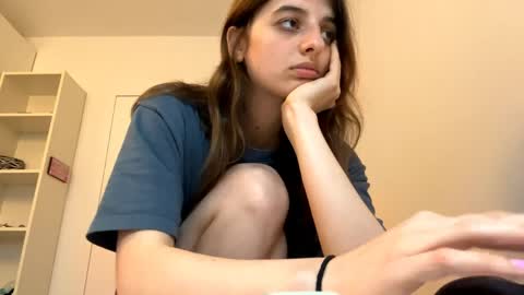 Snapshot of beulahweikert chatting on 05.18.26 Lina online show from 05.18.26