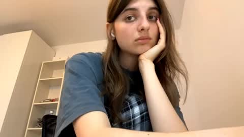 Snapshot of beulahweikert chatting on 05.22.26 Lina online show from 05.22.26