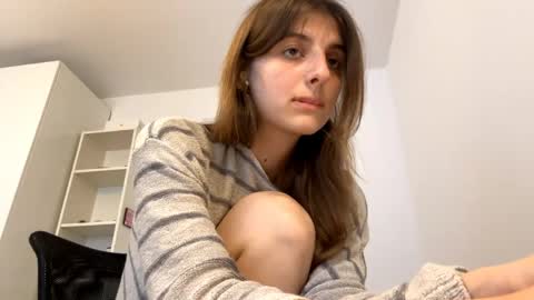 Snapshot of beulahweikert chatting on 05.28.26 Lina online show from 05.28.26