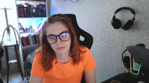 beverly_yay online show from 05.02.26
