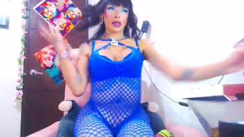 INSTA dannacampuzanno ONFNS dannacampuzano online show from 04.26.26