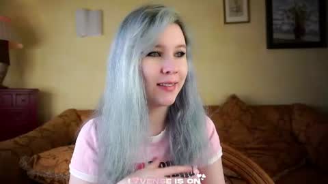 Snapshot of bezuya chatting on 06.14.26 Eliz online show from 06.14.26