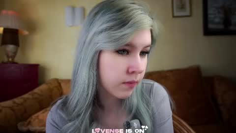 Snapshot of bezuya chatting on 06.30.26 Eliz online show from 06.30.26