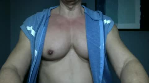 BGDKMUSCLEGUY - SELECTED BY CHATURBATE AS A TOP BROADCASTER FOR 2023 online show from 12.28.24