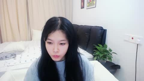 Snapshot of bhwuyulian chatting on 05.27.26 bhwuyulian online show from 05.27.26