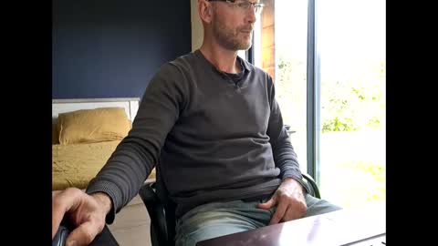 My name is David and if you like public exhibitions you wont be disappointed with me LoL - My favorite vibes is 44  online show from 03.25.26