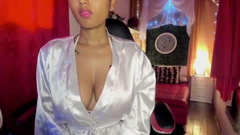 bianca and maxwell online show from 02.10.25