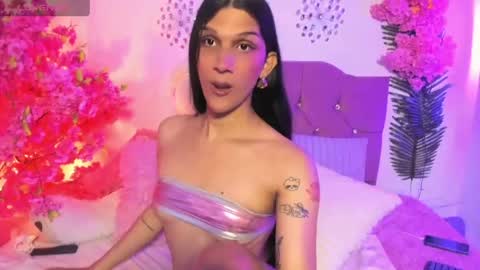 Snapshot of bianca_baldwin01 chatting on 05.14.26 bianca_baldwin01 online show from 05.14.26