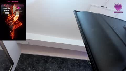 Snapshot of bianca_bella_ chatting on 10.11.25 BESHA... online show from 10.11.25