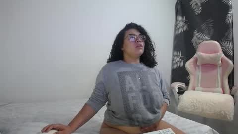 Snapshot of bianca_boobs chatting on 10.21.25 Bianca Tuesday to Sunday from 2am to 6am UTC-5 online show from 10.21.25