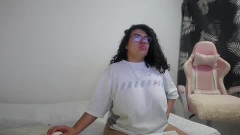 Snapshot of bianca_boobs chatting on 10.25.25 Bianca Tuesday to Sunday from 2am to 6am UTC-5 online show from 10.25.25