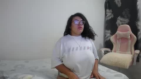 Snapshot of bianca_boobs chatting on 10.30.25 Bianca Tuesday to Sunday from 2am to 6am UTC-5 online show from 10.30.25