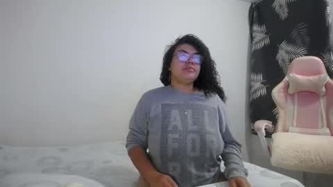 Snapshot of bianca_boobs chatting on 10.31.25 Bianca Tuesday to Sunday from 2am to 6am UTC-5 online show from 10.31.25