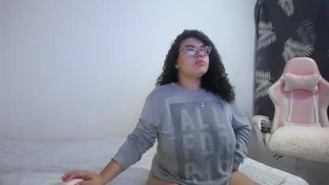 Snapshot of bianca_boobs chatting on 11.11.25 Bianca Tuesday to Sunday from 2am to 6am UTC-5 online show from 11.11.25