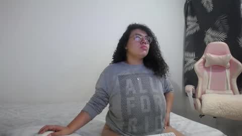 Snapshot of bianca_boobs chatting on 11.18.25 Bianca Tuesday to Sunday from 2am to 6am UTC-5 online show from 11.18.25