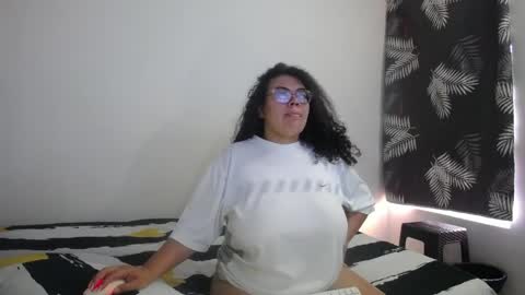 Bianca Tuesday to Sunday from 2am to 6am UTC-5 online show from 04.02.26