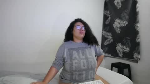 Bianca Tuesday to Sunday from 2am to 6am UTC-5 online show from 05.26.26